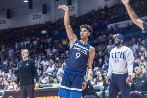 kaiyun登录-错失李凯尔！勇士受困土豪线难签大牌 美媒建议捡漏侧翼球员朱赞